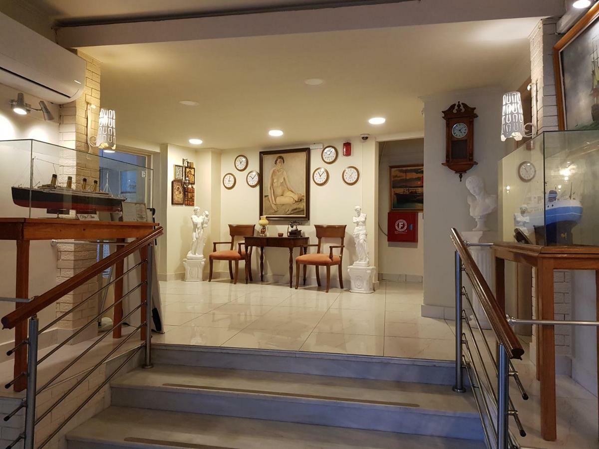 Hotel Miramare Pylos Extérieur photo
