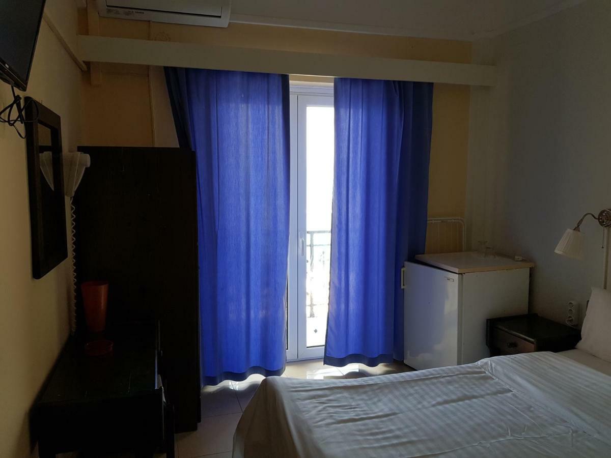 Hotel Miramare Pylos Extérieur photo