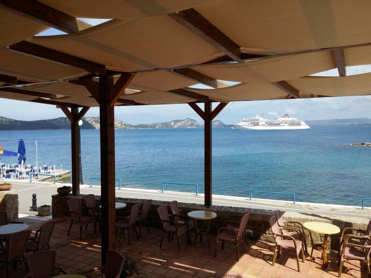 Hotel Miramare Pylos Extérieur photo