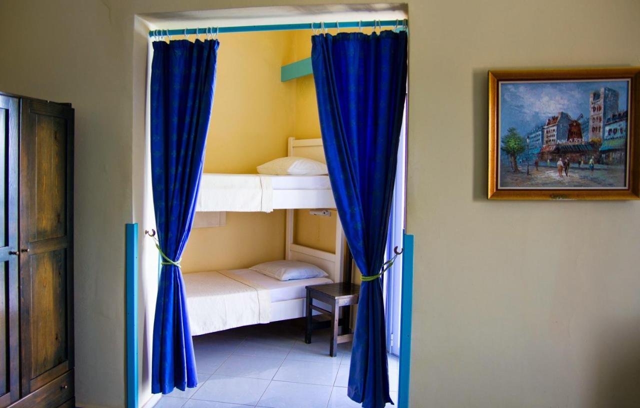 Hotel Miramare Pylos Extérieur photo